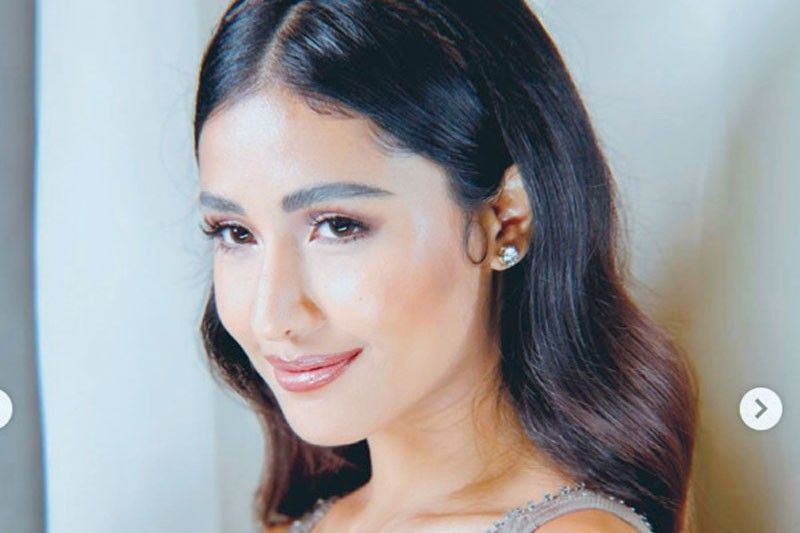 Sanya, dinadagsa ng biyaya