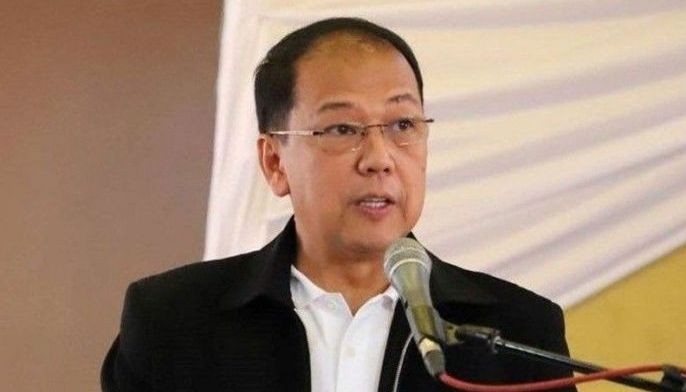 Galvez slams epal pols at vaccination sites