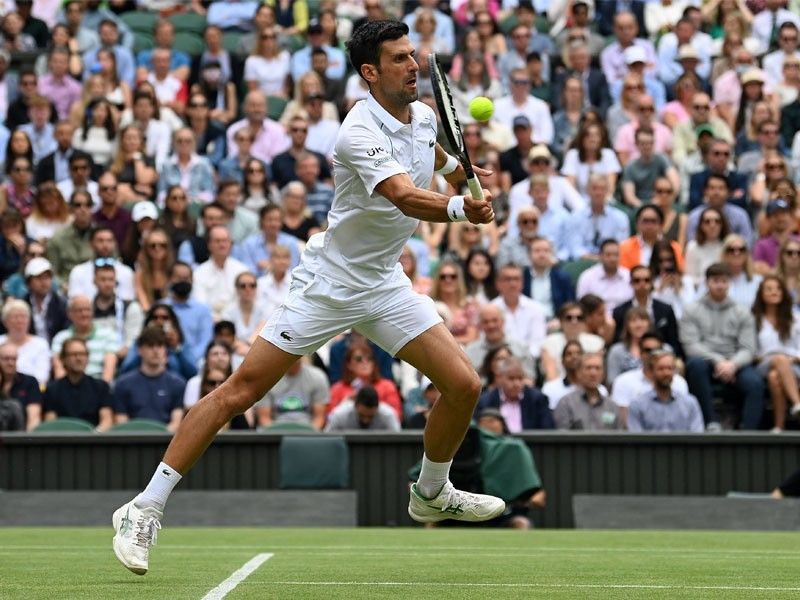 Djokovic set to rule over Wimbledon's young pretenders