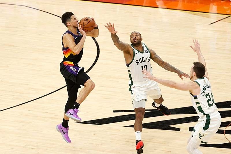 Suns hold off Bucks for 2-0 lead in NBA Finals