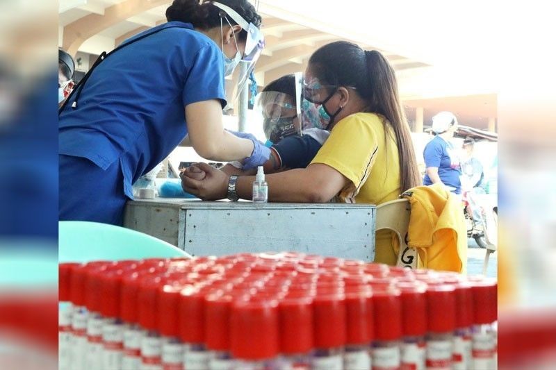 Manila resumes first dose vaccination