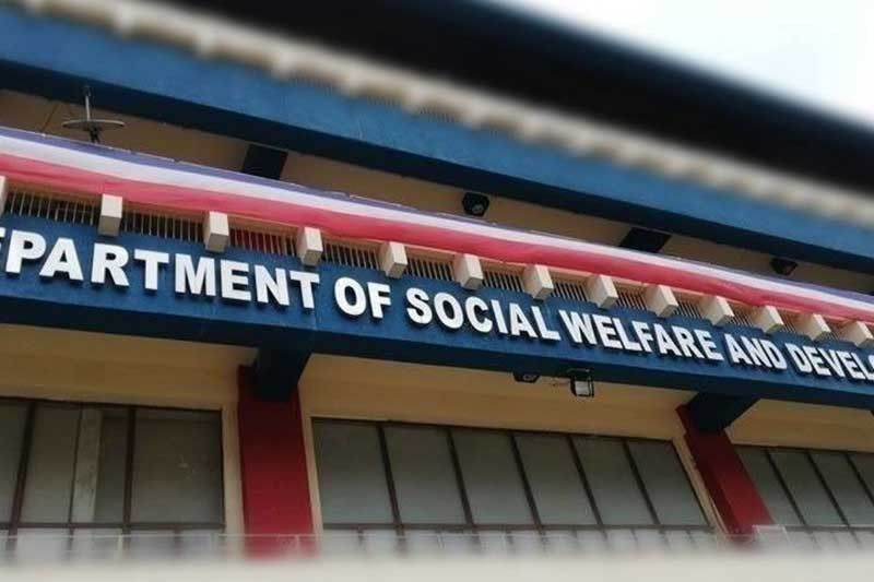 COVID-19 jab policy for DSWD employees out