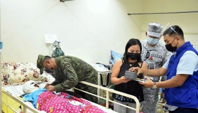 C-130 plane crash survivors get award, aid