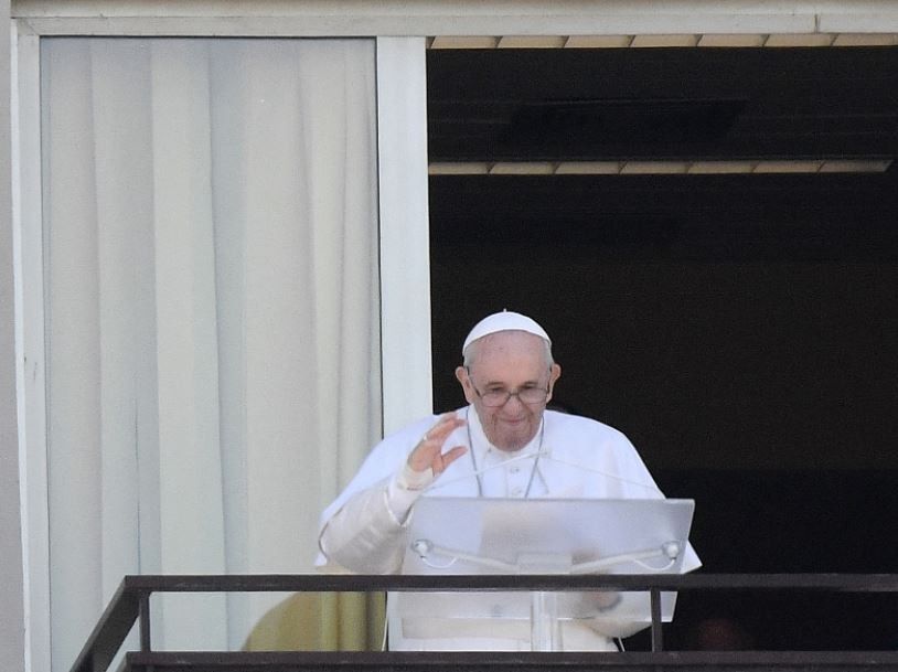 Pope to return home 'as soon as possible' â�� Vatican
