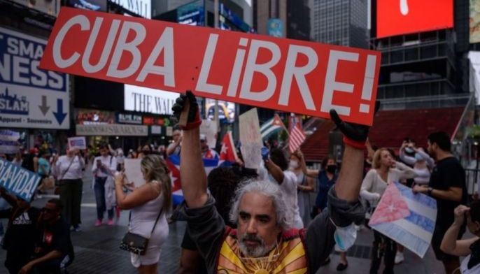 Cuba authorizes foreign investment in wholesale, retail