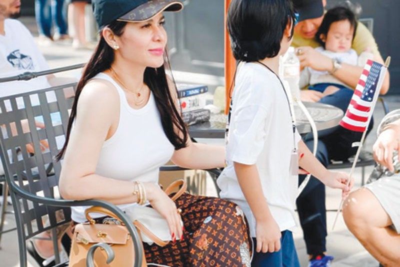 Jinkee Pacquiao's fight-night OOTDs from 2015 to 2021 - video
