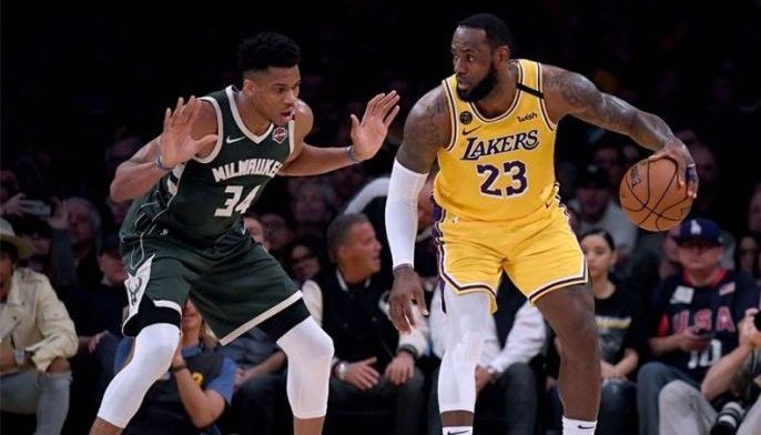 Giannis jersey sales reach No. 2, just behind LeBron James
