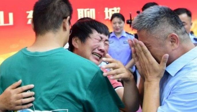 Dad never gave up, finds abducted&nbsp;son after 24 years&nbsp;