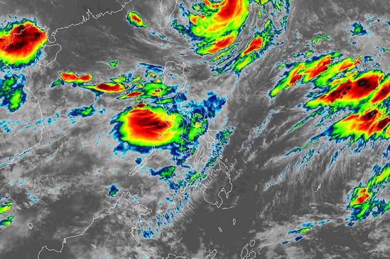 Enhanced by Typhoon Fabian, habagat brings more rain | Philstar.com