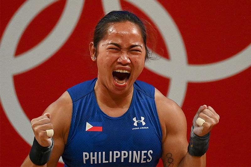 Hidilyn Diaz rallies Paris bets