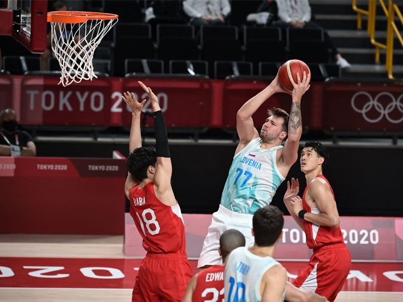 Brotherly love. Dragic & Doncic at Slovenia-Serbia final Eurobasket