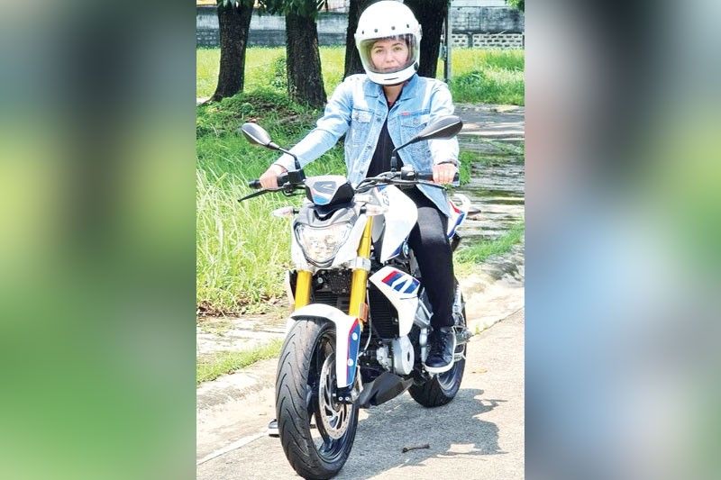 Julia, pressured na ididirek ni Coco!