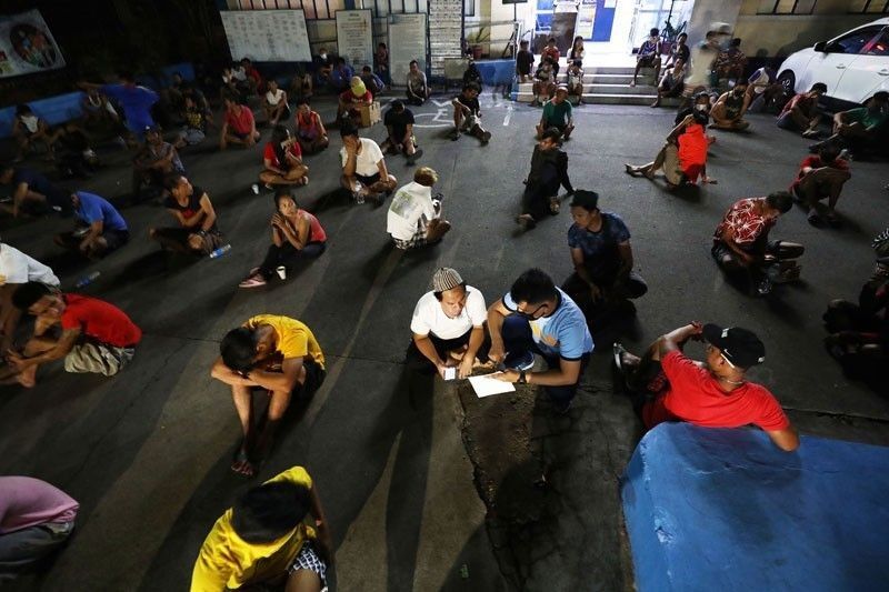 1,848 pasaway huli sa curfew