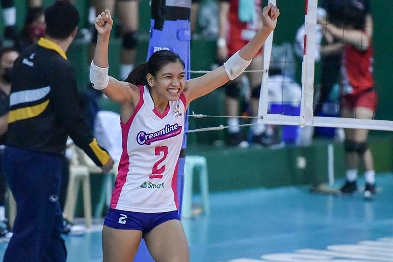 Creamline holds off Chery Tiggo to win PVL Finals Game 1 | Philstar.com