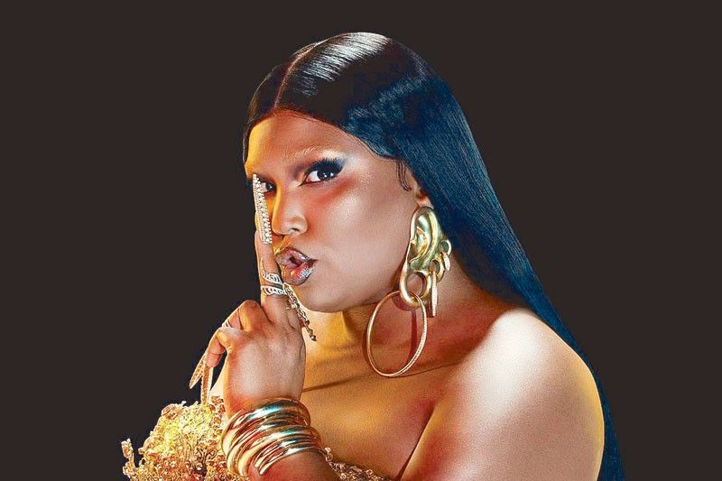 Lizzo claps back at haters with Rumors
