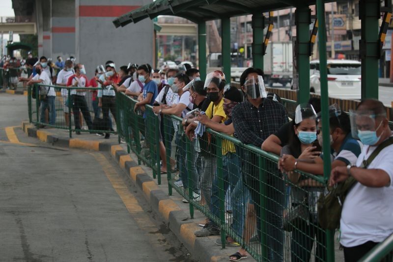 MMDA: No agreement among mayors to extend ECQ in Metro Manila