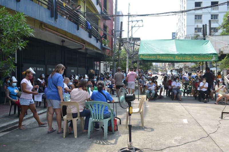 40.6% of 'ayuda' for Metro Manila already distributed, DILG says