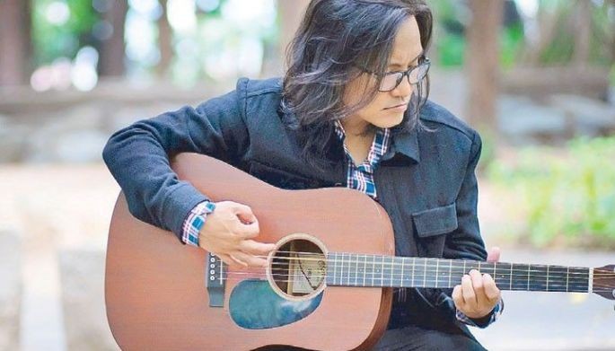 How Ebe Dancel collaborates with Rico Blanco