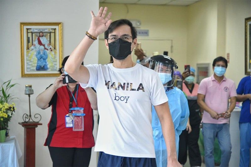 Manila Mayor Isko discharged from hospital after COVID-19 bout
