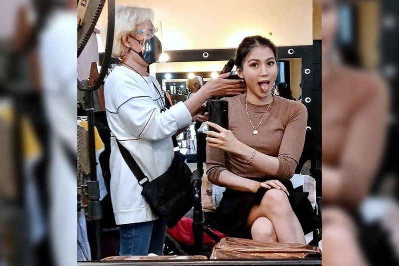 Alex Gonzaga nahablutan ng cellphone sa Makati; snatcher arestado