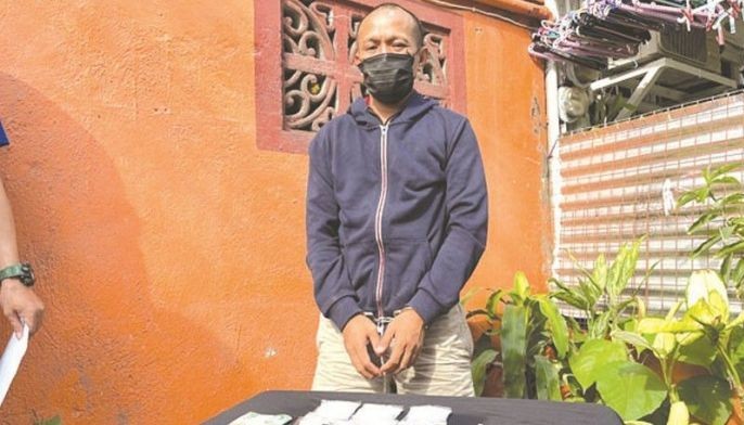 Ex-convict, 10 pushers sikop sa managlahing operasyon