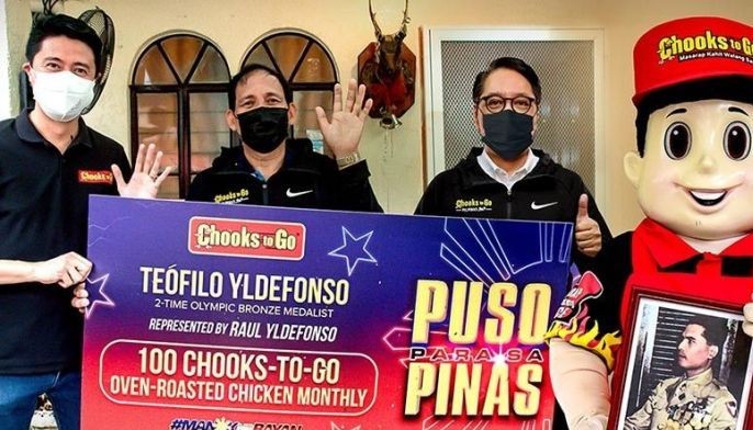 Chooks honors country's 1st Olympic medalist by giving back to kin