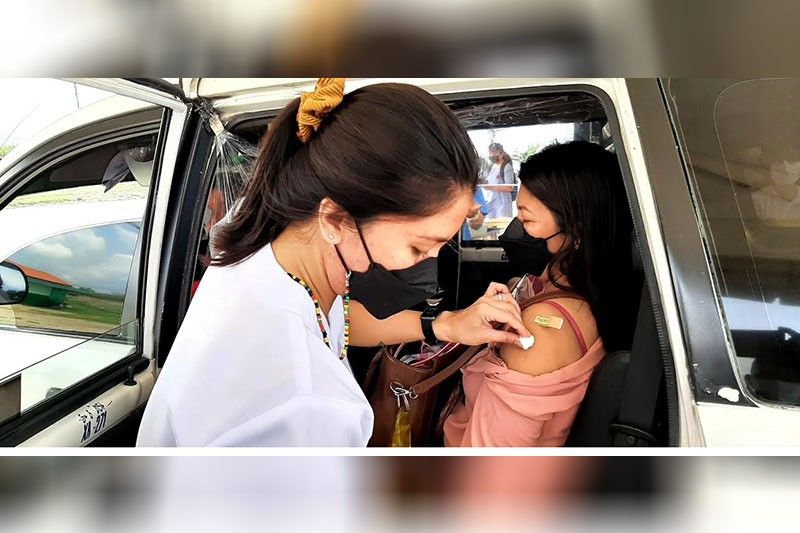 Drive-thru vaccination sa NOAH gibuksan na