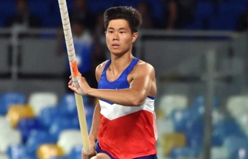 Philippines' EJ Obiena sets new Asian pole vault record in Austria