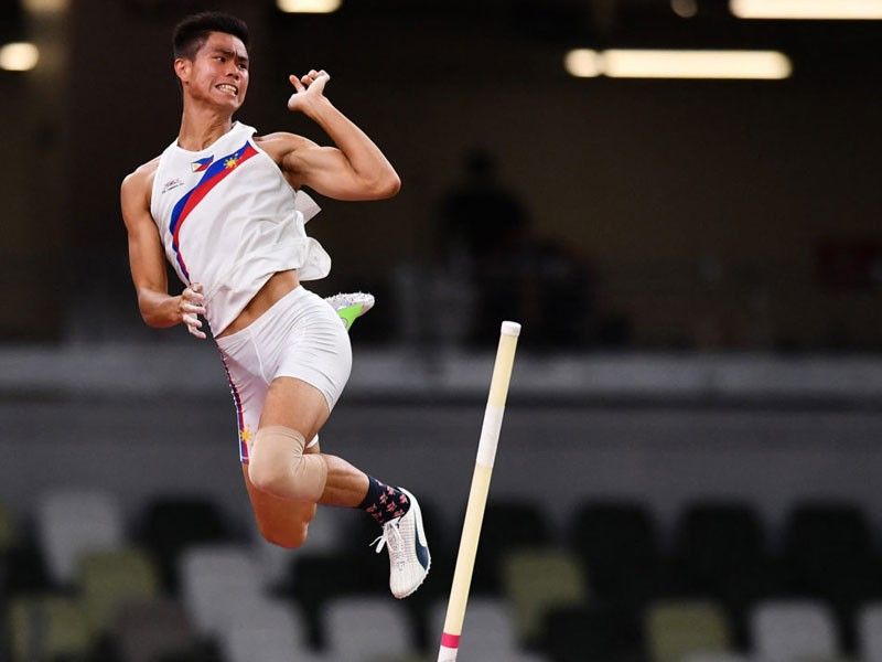 P1.5M reward awaits Obiena for new national, Asian pole vault records