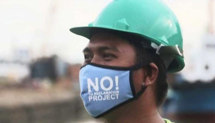 Shipyard workers hold protest vs Consolacion reclamation project