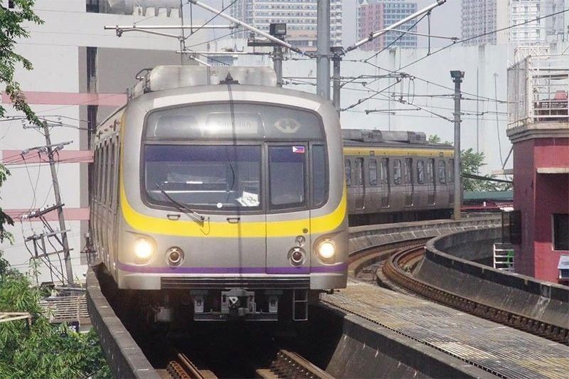 Tangled t-shirt stops LRT-2 train trips