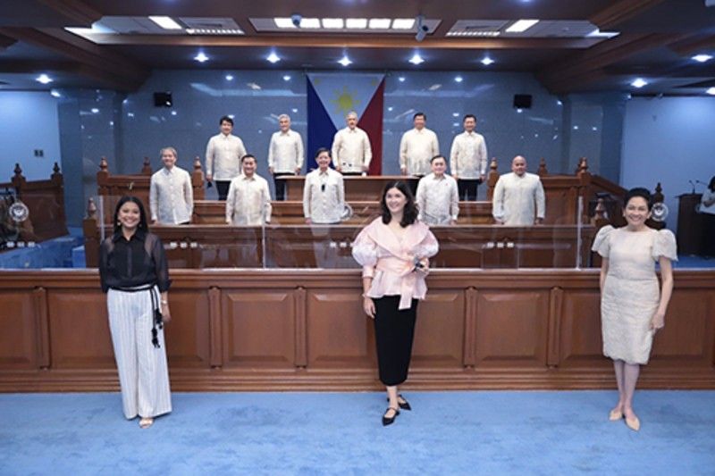 Senate releases SALN summaries as Palace points at ombudsman process