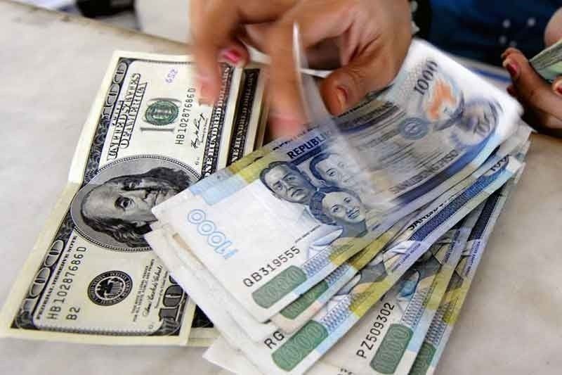 Hot money  reverts to net inflow in August