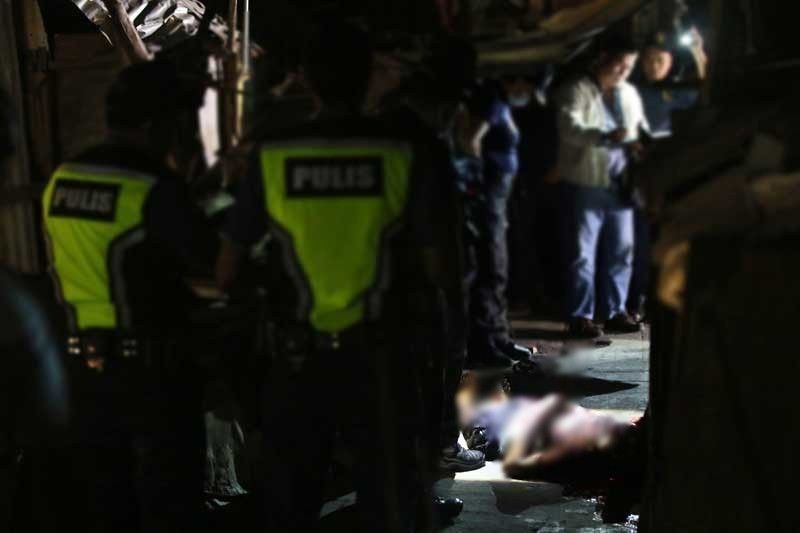 DOJ: Build case vs 154 cops in drug deaths