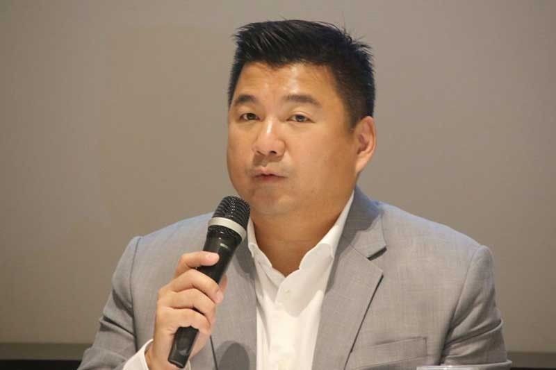Dennis Uy suspends development of casino in Clark