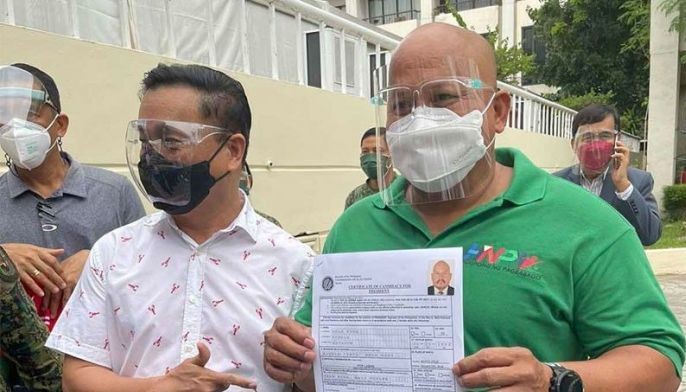 Bato, told to run 2 hours before COC deadline, says willing to drop for Sara