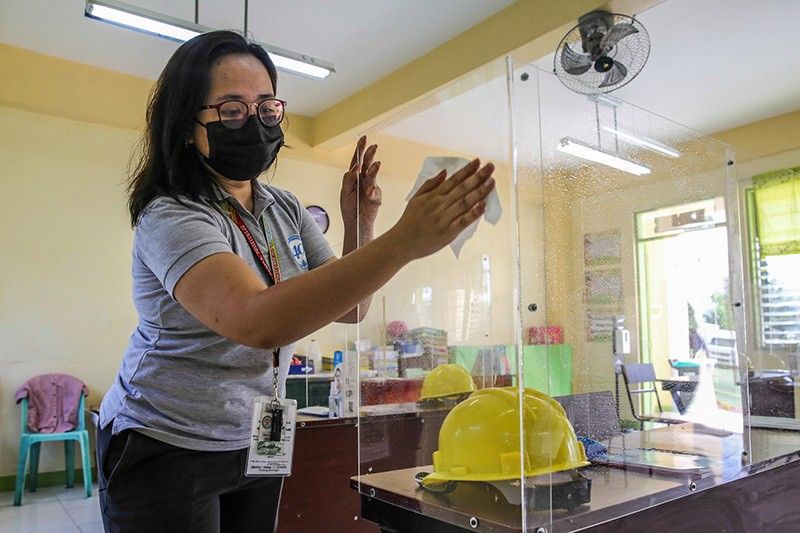 Face-to-face classes to start in 30 schools on November 15 â�� DepEd