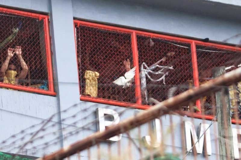 Cebu City Jail starts inmates' COVID-19 vaccination