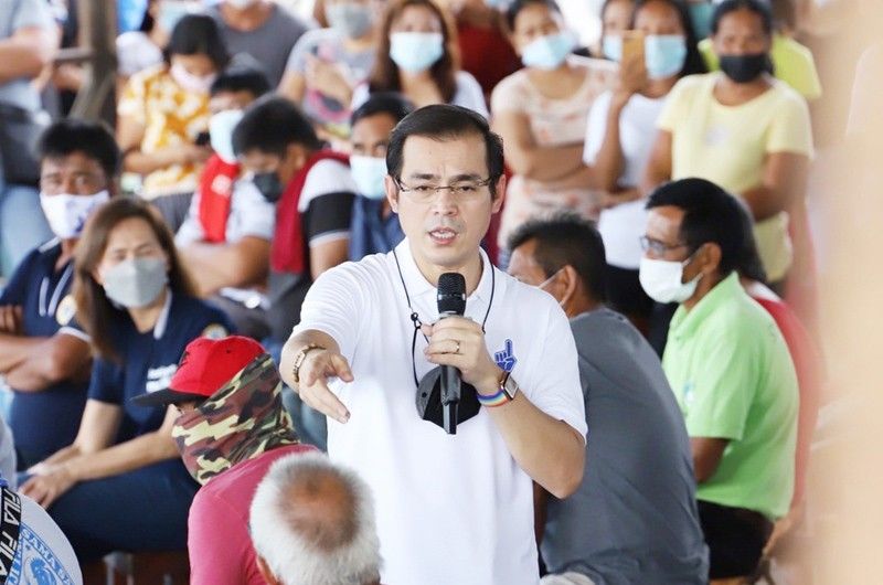 Isko Moreno vows 50% fuel, electricity tax cut if elected