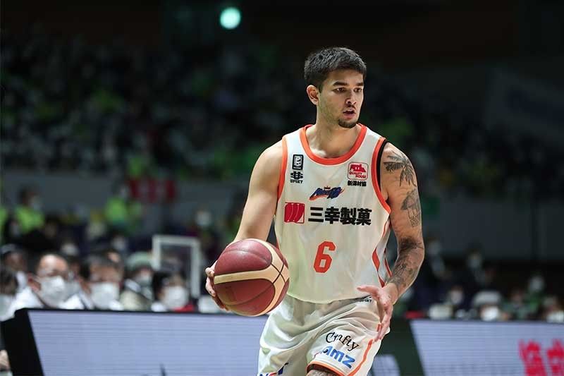 Kobe Paras stays in Japan, signs with B. League Division 2 team