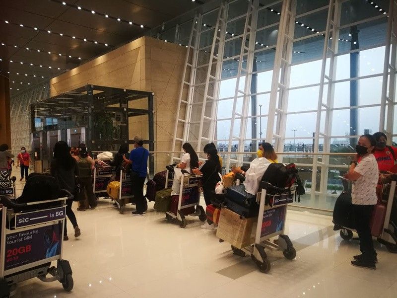 58 Filipinos repatriated from Bahrain â DFA