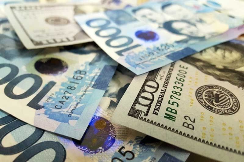 Pembayaran utang membuat posisi dolar Filipina mengalami defisit pada bulan November