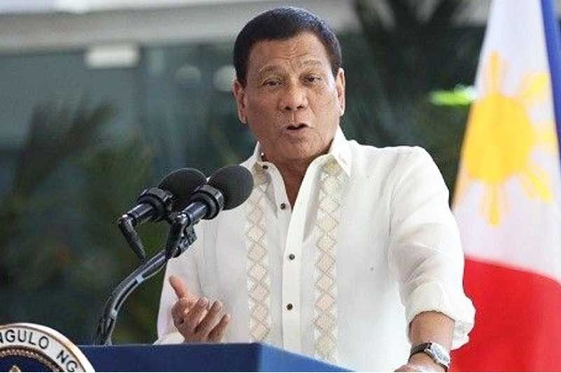 Duterte ditches retirement, files COC for senator