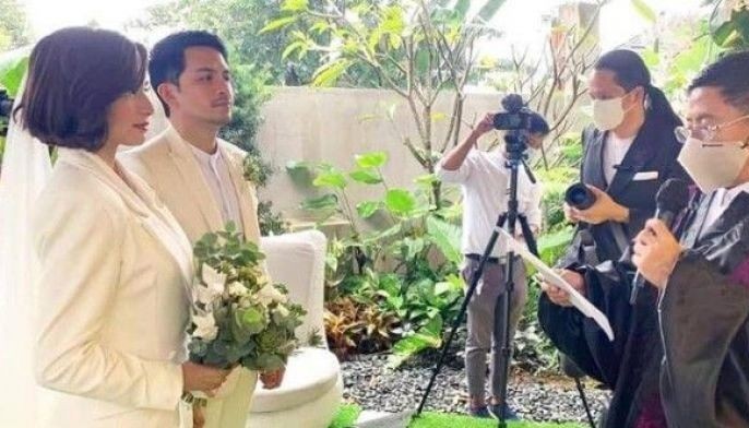 Jennylyn Mercado, Dennis Trillo wear matching tuxedos for garden wedding