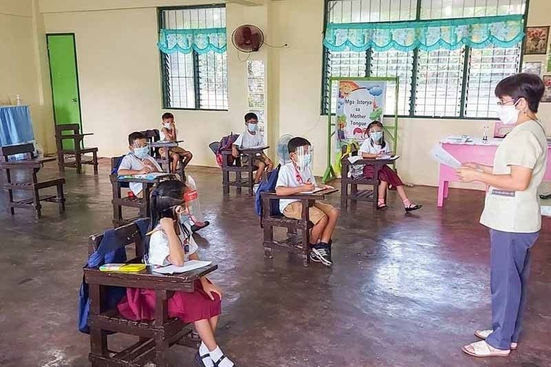 PNP: Cops to 'secure' in-person classes in 28 NCR schools but will stay off-campus