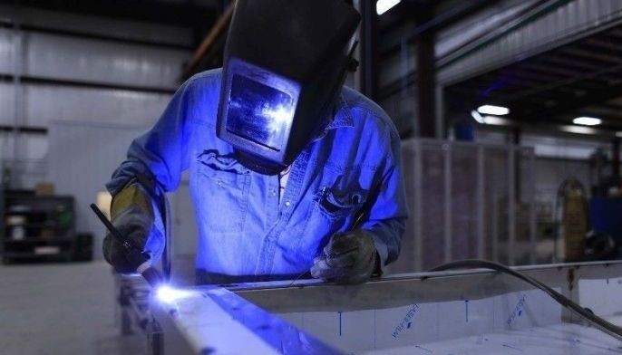 Factory prices inch up in October