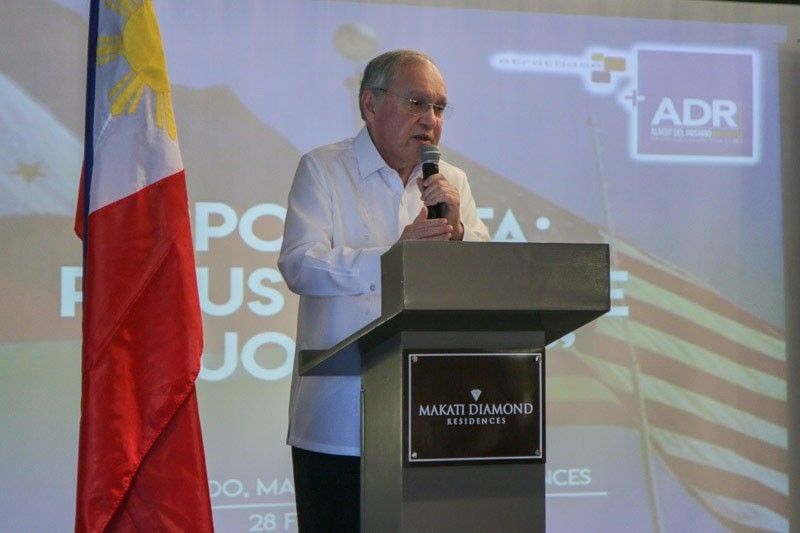 Philippine envoy to US feted for exemplary service