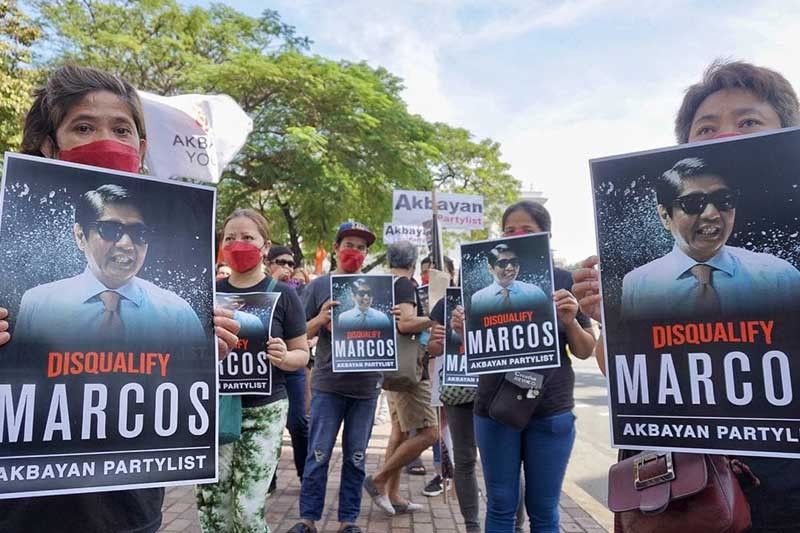 Marcos menghadapi gugatan diskualifikasi lain atas pengembalian pajak yang tidak diajukan