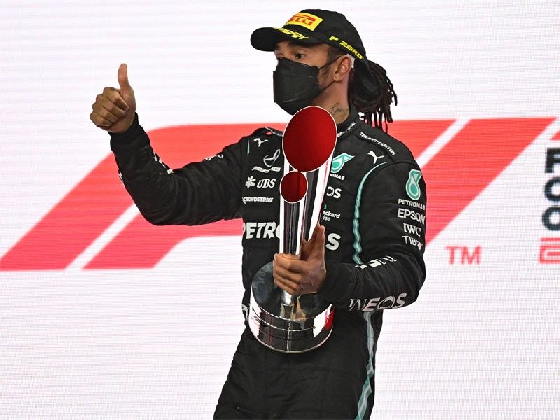 Hamilton looks to extend F1 race as Verstappen eyes title