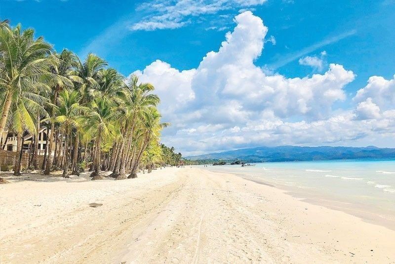 Water sports sa Boracay para lang sa vaccinated tourists